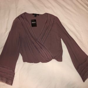 Wide Sleeve, V-Neck Top (Loosely Cropped)